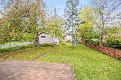 Exterior - 4911 Jay St, Duluth, MN 55804 photo 3 of 3
