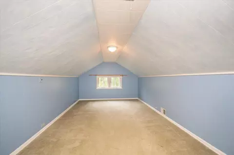 Bedroom - 4911 Jay St, Duluth, MN 55804 photo 2 of 2