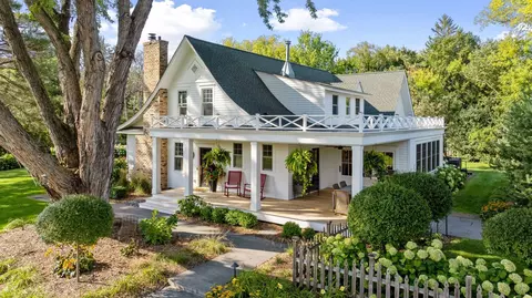 820 Old Crystal Bay Rd S, Wayzata, MN 55391