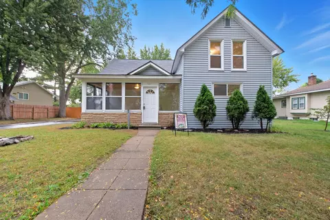 527 Harrison St, Anoka, MN 55303