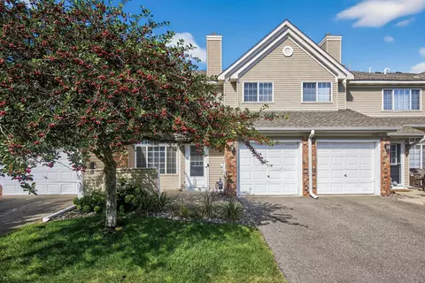 1902 Sapphire Pt #110, Eagan, MN 55122 photo 2