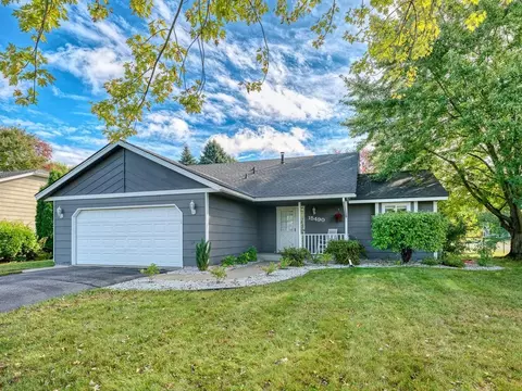 15490 Darjeeling Path, Rosemount, MN 55068