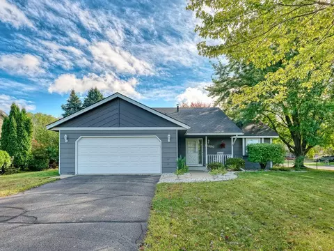 Exterior - 15490 Darjeeling Path, Rosemount, MN 55068 photo 2 of 6