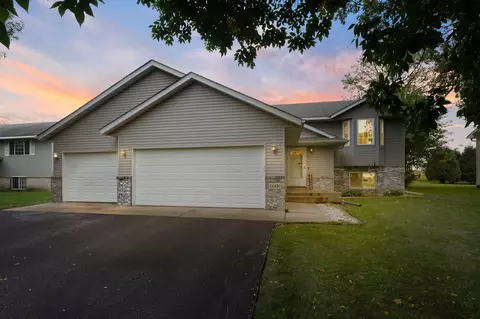 6008 Badger St, Monticello, MN 55362