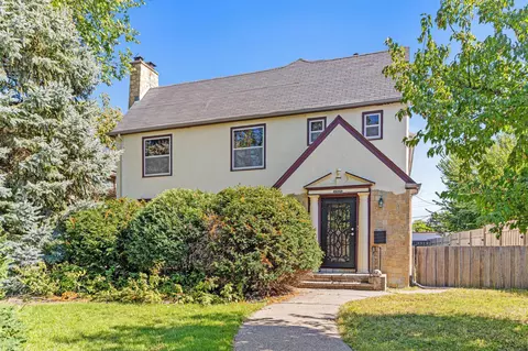 2925 Sunset Blvd, Minneapolis, MN 55416
