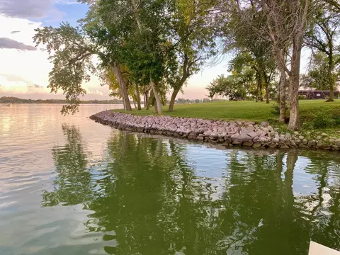 8 Cheryl Ave, Mason Twp, MN 56172