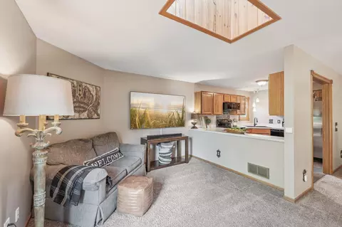 Living - 4274 Maclaren Pl, Eagan, MN 55123 photo 2 of 5