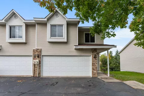 5637 126th St W, Apple Valley, MN 55124