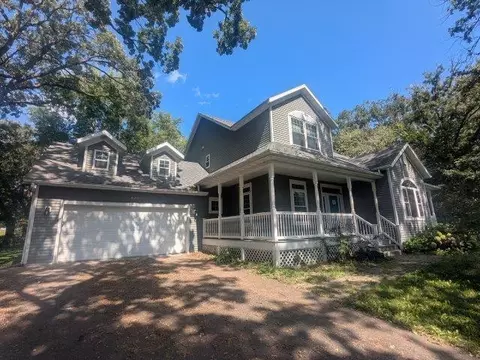 920 Oakcrest Dr, Sauk Rapids, MN 56379