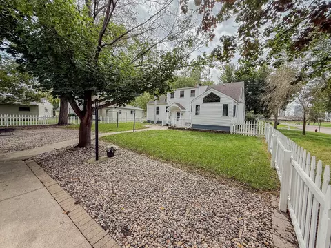 Exterior - 708 Elm Ave, Olivia, MN 56277 photo 6 of 19