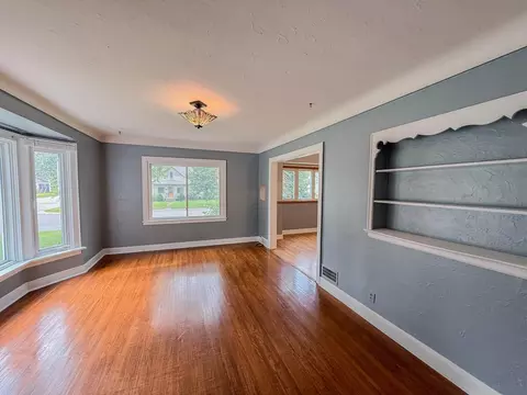 Living - 708 Elm Ave, Olivia, MN 56277 photo 5 of 10