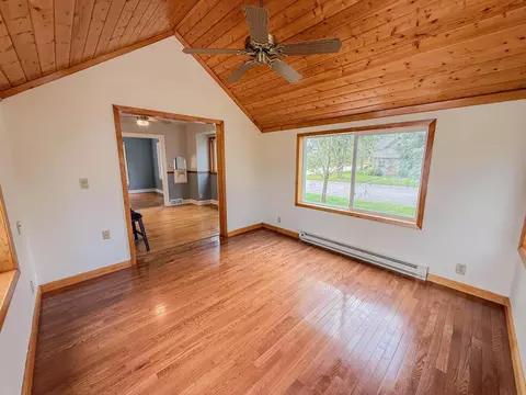 Living - 708 Elm Ave, Olivia, MN 56277 photo 10 of 10