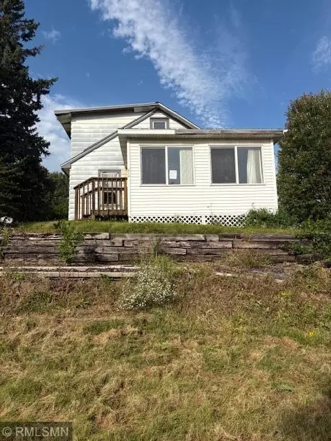 210 19th Ave S, South Saint Paul, MN 55075