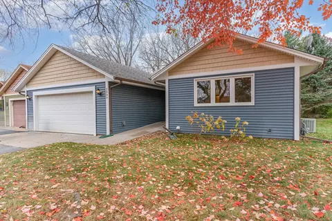 2009 Vienna Ln, Eagan, MN 55122