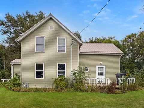 305 E Garfield St, Hendricks, MN 56136 photo 2