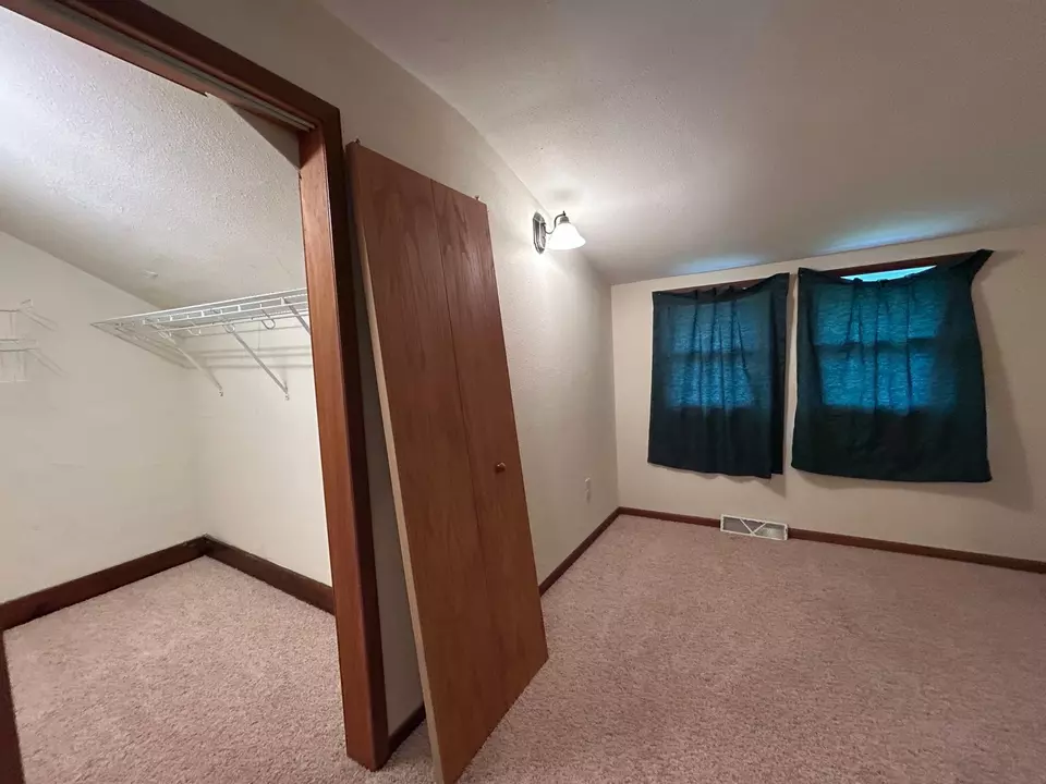 Bedroom - 3912 E 5th St, Superior, WI 54880 photo 2 of 8