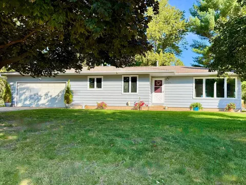 1524 Country Club Rd, Albert Lea, MN 56007