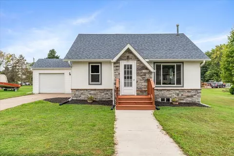 305 Prentice St S, Clayton, WI 54004