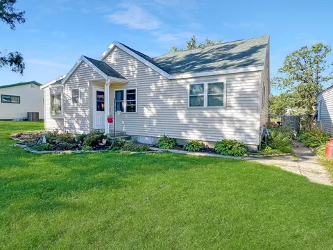 1917 Washington Ave S, Bemidji, MN 56601