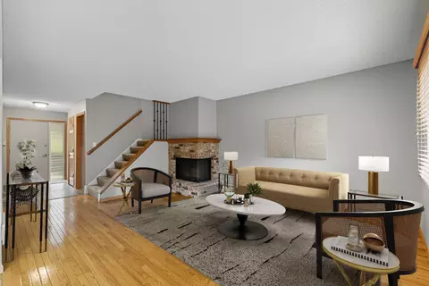 122 Birnamwood Dr, Burnsville, MN 55337