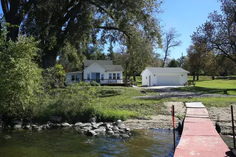 4912 State Highway 27, Browns Valley, MN 56219