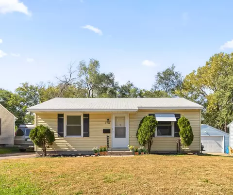 2910 Wyoming Ave S, Saint Louis Park, MN 55426