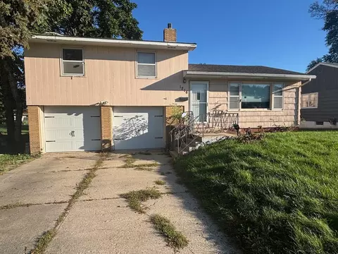 1216 Willmar Ave SW, Willmar, MN 56201 photo 2