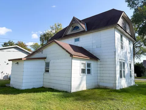 Exterior - 808 1st Ave S, Wheaton, MN 56296 photo 3 of 3