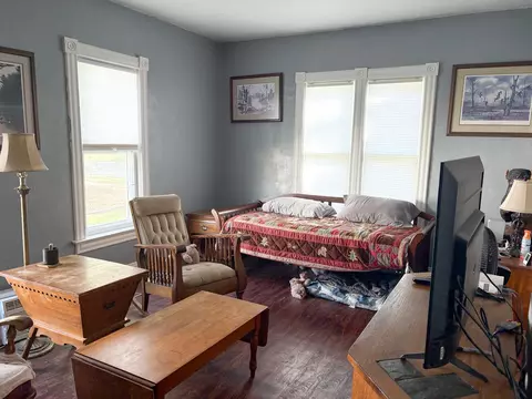 Living - 808 1st Ave S, Wheaton, MN 56296 photo 1 of 2