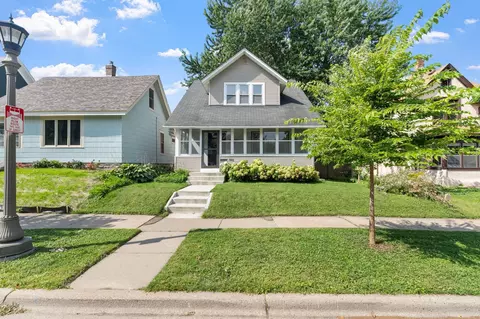 801 Cherokee Ave, Saint Paul, MN 55107
