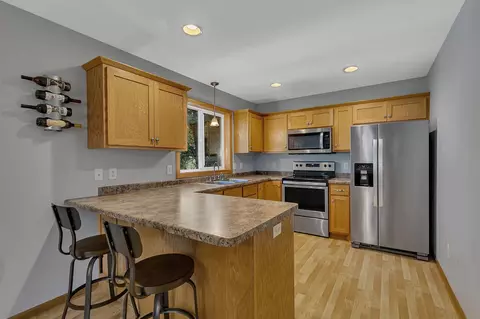 Kitchen - 829 Minnesota Blvd, Saint Cloud, MN 56304 photo 1 of 2
