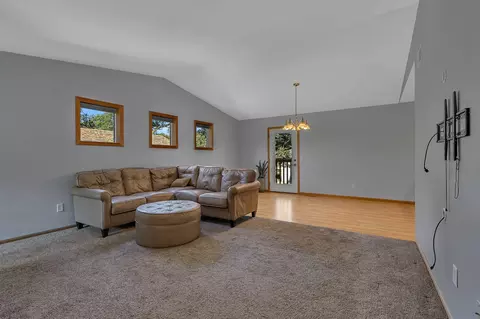 Living - 829 Minnesota Blvd, Saint Cloud, MN 56304 photo 1 of 3