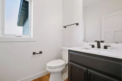 Bath - 4928 Parkside Cir, Eagan, MN 55123 photo 1 of 7