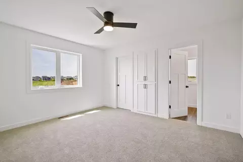 Bedroom - 4928 Parkside Cir, Eagan, MN 55123 photo 4 of 6