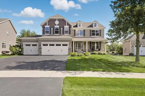 1655 Hemlock Way, Chanhassen, MN 55317