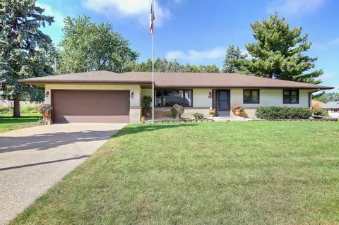 5080 Mulcare Dr, Columbia Heights, MN 55421