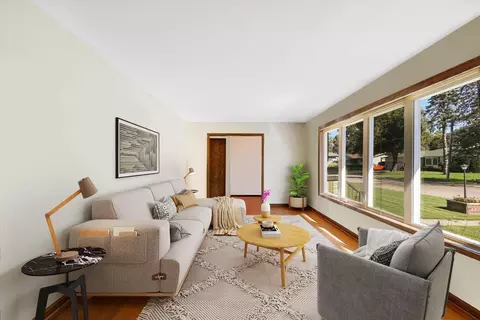 Living - 308 Erblang Ave, Faribault, MN 55021 photo 4 of 5