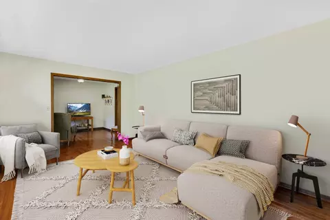 Living - 308 Erblang Ave, Faribault, MN 55021 photo 3 of 5