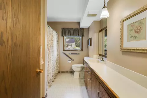 Bath - 308 Erblang Ave, Faribault, MN 55021 photo 1 of 1