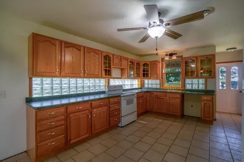 Kitchen - 18444 290th Ave, Holcombe, WI 54745 photo 2 of 3
