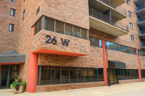 26 10th St W #510, Saint Paul, MN 55102