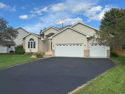 3907 Foxglove Ct N, Brooklyn Park, MN 55443