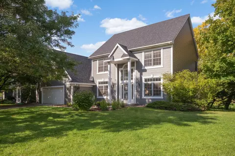 4080 Camberwell Dr N, Eagan, MN 55123