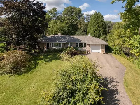 1115 Valders Ave N, Golden Valley, MN 55427