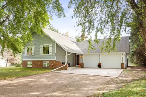 826 Southview St SE, Watertown, MN 55388