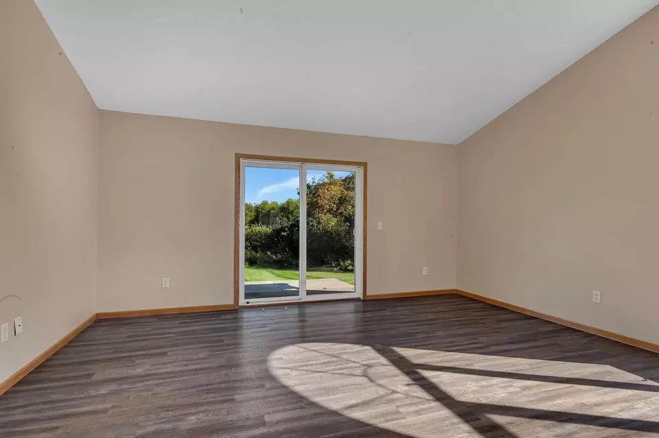 Living - 203 Appaloosa Ct, Braham, MN 55006 photo 2 of 3