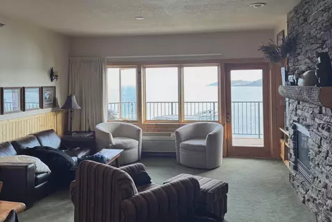 1412 Burlington Rd #3-203A, Two Harbors, MN 55616