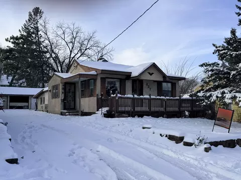 327 20th Ave SW, Rochester, MN 55902
