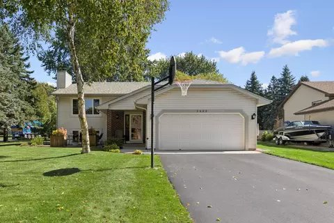 5632 Fisher St, White Bear Township, MN 55110
