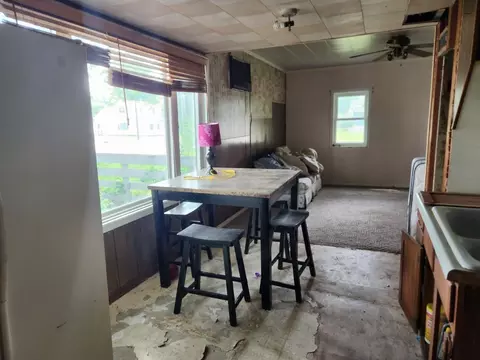 324 E Sanborn St, Springfield, MN 56087 photo 10
